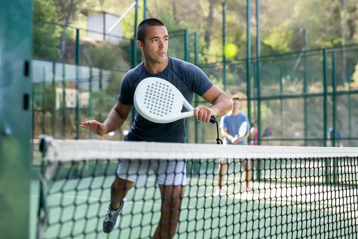 S3 Padel Brent Cross padel courts